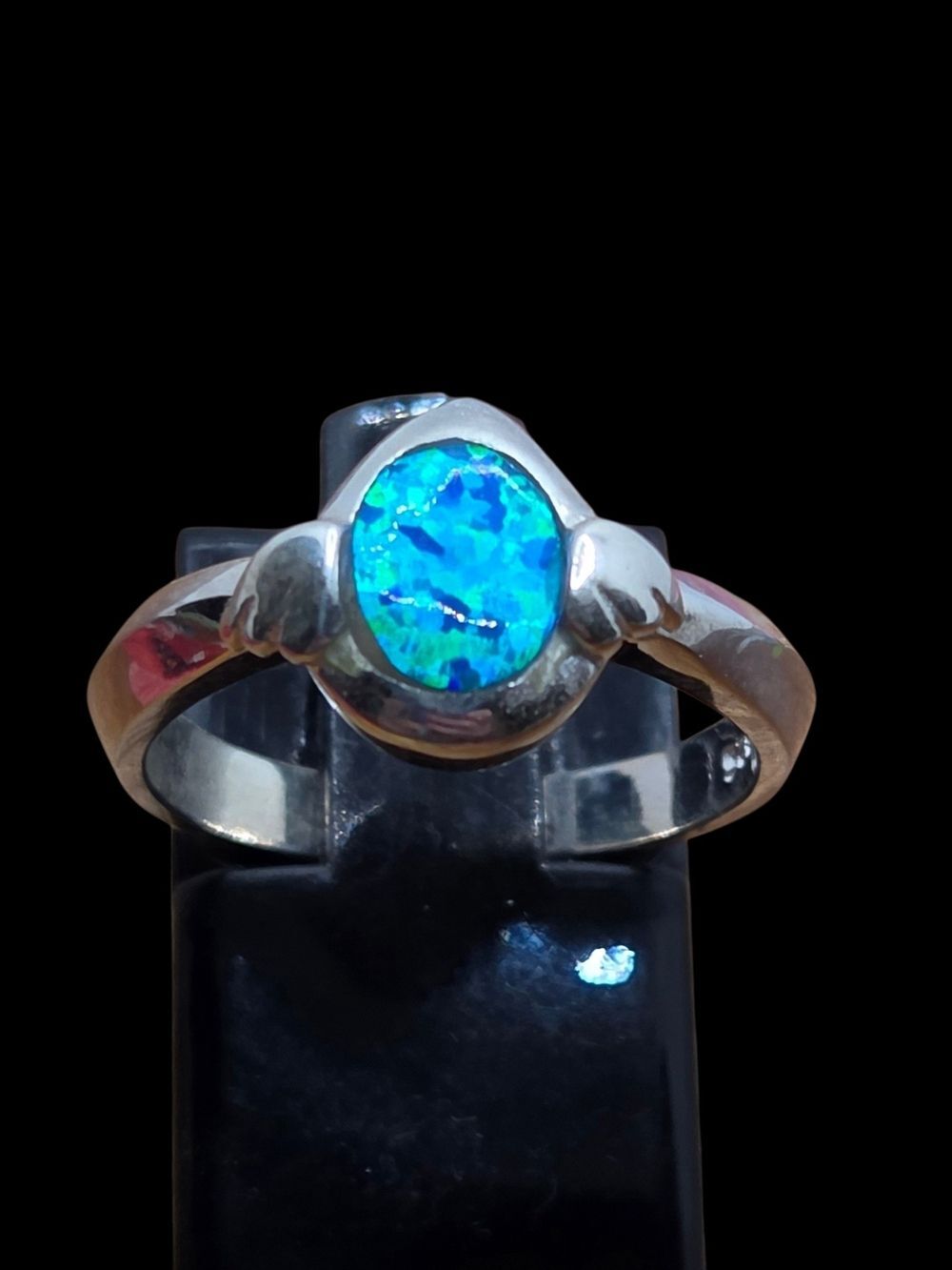 Sterling Silver Iridescent Blue Fire Opal Round Solitaire Ring 6.75 or 7